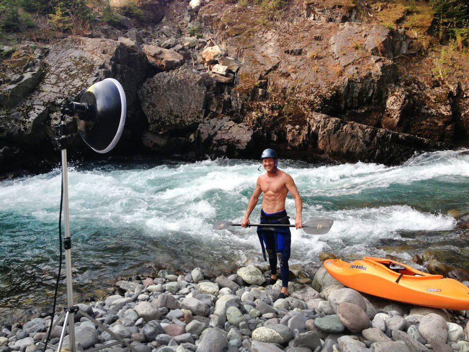 2017-Vancouver-BTS-Photographer-ErichSaide-Behindthescenes-Calendar-Men-Kayak