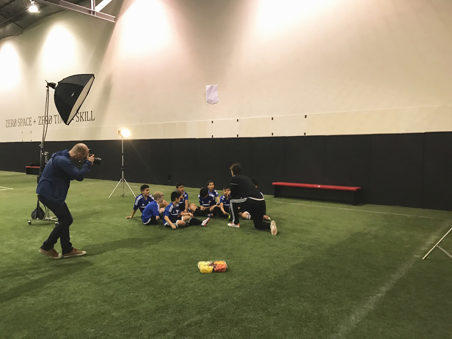2017-Vancouver-BTS-Photographer-ErichSaide-Behindthescenes-Prosmart-Soccer-Group