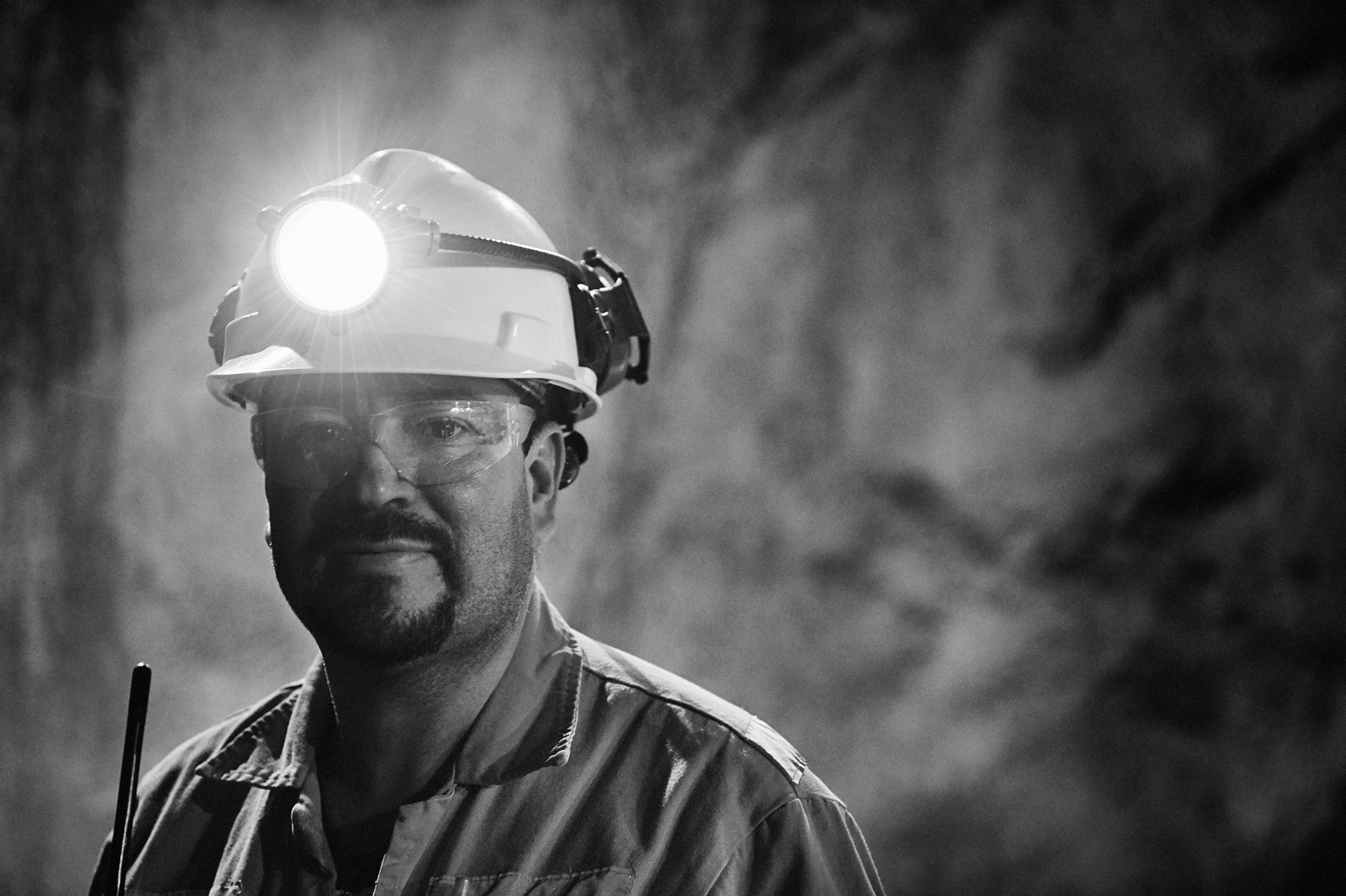 2017-Vancouver-Corporate-Photographer-ErichSaide-Mining-Leagold-BlackandWhite-Portrait