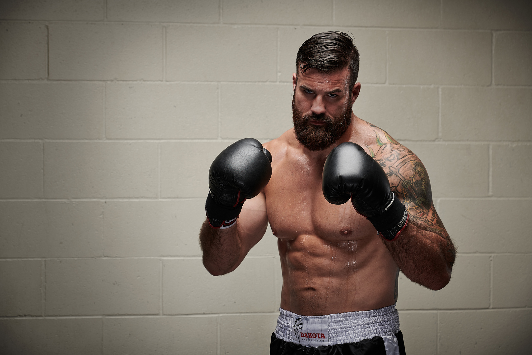 2017-Vancouver-SportsandFitness-Photographer-ErichSaide-Advertising-Reflex-Supplements-Boxing-Portrait