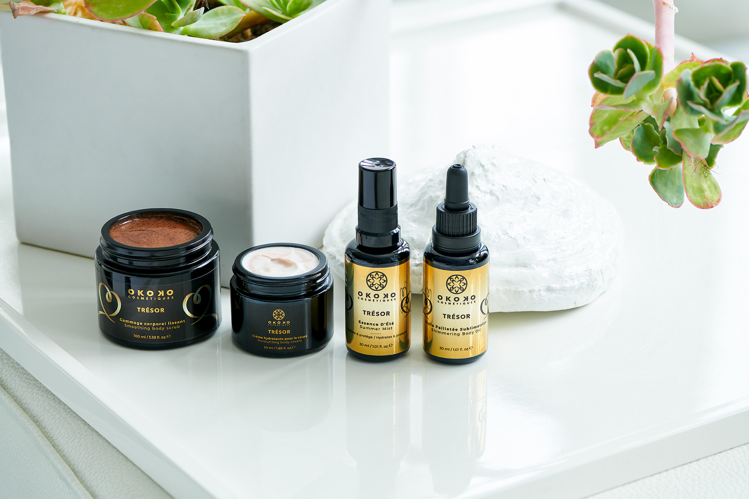 2020-Vancouver-Skincare-Product-Photographer-Erich-Saide-Okoko-TRESOR-Lifestyle